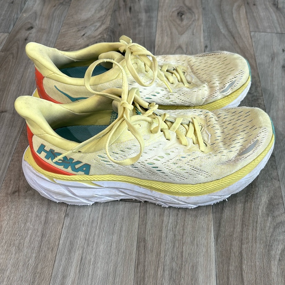 Hoka Clifton 8